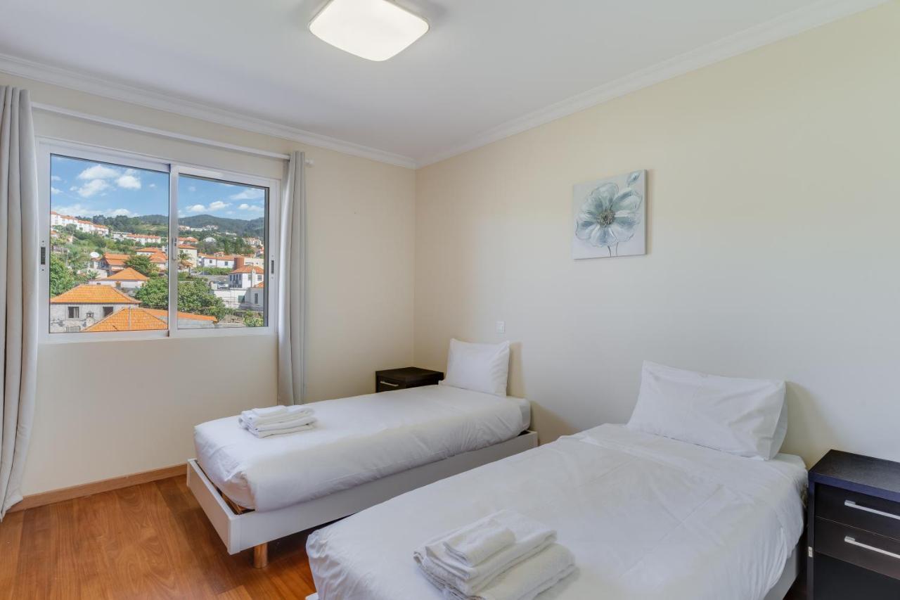 Boeiro I Appartement Caniço Buitenkant foto